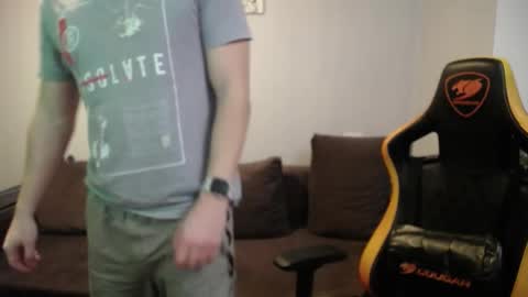 Nick   online show from February 2026 12:25:02 AM