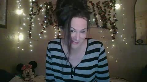 Snapshot of thesillymillie chatting on March 2025 01:55:02 AM sillymillie0 online show from March 2025 01:55:02 AM