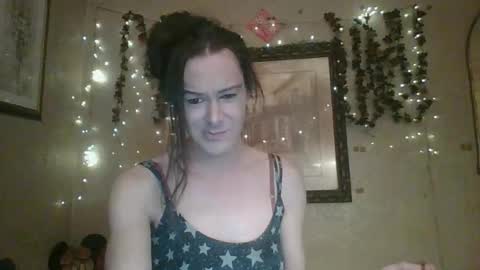 Snapshot of thesillymillie chatting on February 2026 11:58:02 PM sillymillie0 online show from February 2026 11:58:02 PM