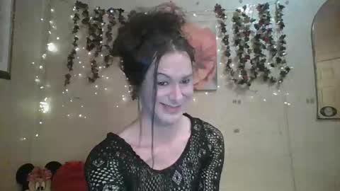 Snapshot of thesillymillie chatting on May 2026 12:30:02 AM sillymillie0 online show from May 2026 12:30:02 AM