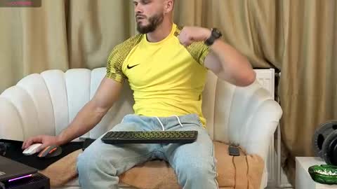 TheTop online show from October 2025 06:08:01 PM