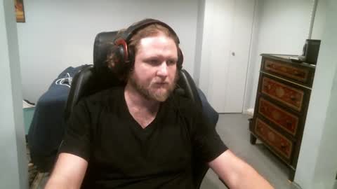 Snapshot of thetravalman chatting on October 2025 08:12:01 AM vagabond online show from October 2025 08:12:01 AM