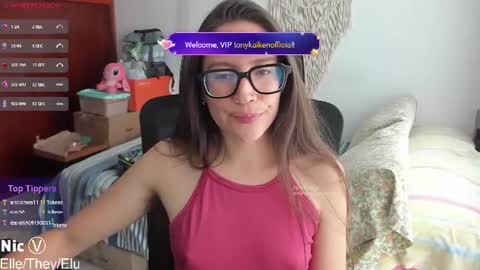 Nicole online show from July 2026 02:24:01 PM