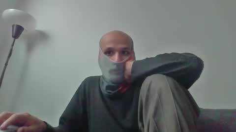 Scarf guy online show from February 2025 04:45:02 PM