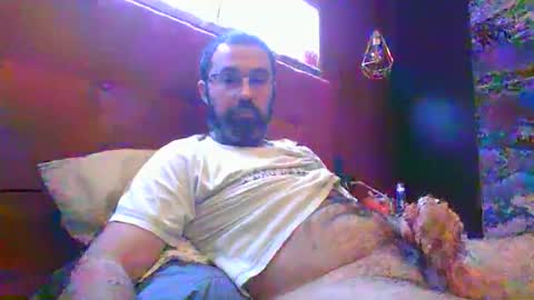 Snapshot of theviper1990 chatting on April 2026 01:40:01 AM Carlos1990 online show from April 2026 01:40:01 AM