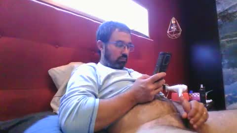 Snapshot of theviper1990 chatting on May 2026 10:05:02 PM Carlos1990 online show from May 2026 10:05:02 PM