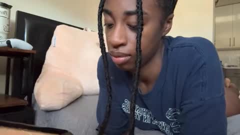 Snapshot of thevixensapphire chatting on February 2026 01:40:01 PM Sapphire the Vixen online show from February 2026 01:40:01 PM