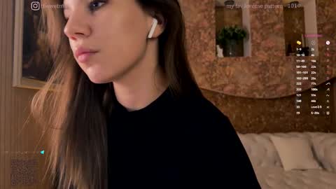 Snapshot of thewetmuse chatting on November 2025 02:06:01 PM Grace Next broadcast - online show from November 2025 02:06:01 PM