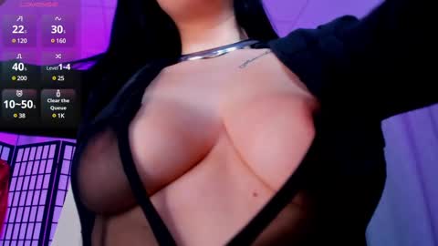 Liz online show from March 2025 05:18:02 PM