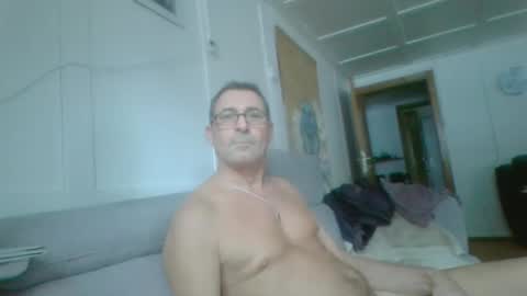 Snapshot of thhe13 chatting on January 2025 08:24:01 AM thhe13 online show from January 2025 08:24:01 AM