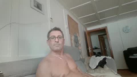 Snapshot of thhe13 chatting on January 2025 09:24:02 AM thhe13 online show from January 2025 09:24:02 AM