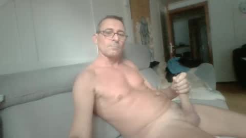 Snapshot of thhe13 chatting on February 2025 08:22:01 AM thhe13 online show from February 2025 08:22:01 AM