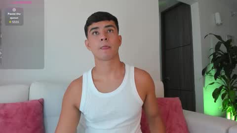 Thiago  online show from March 2026 04:00:02 PM
