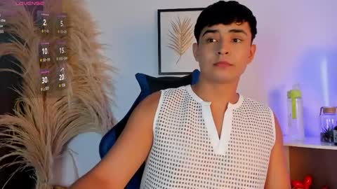 Thiago  online show from June 2026 09:09:01 PM