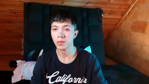 Snapshot of thiago_n_sam chatting on October 2025 05:47:02 PM thiago_n_sam online show from October 2025 05:47:02 PM