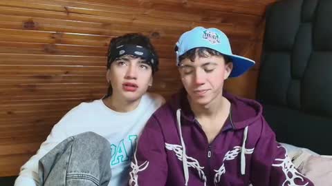 Snapshot of thiago_n_sam chatting on October 2025 04:58:01 AM thiago_n_sam online show from October 2025 04:58:01 AM