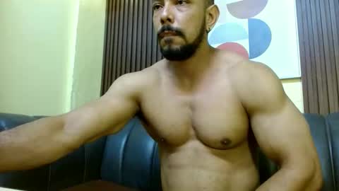 Snapshot of thiago_summers chatting on April 2026 02:53:01 PM Thiago Summers online show from April 2026 02:53:01 PM