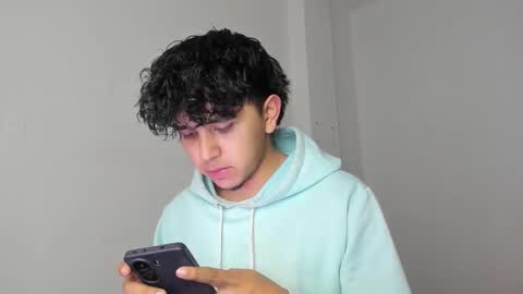 Thiago online show from November 2025 06:32:01 PM