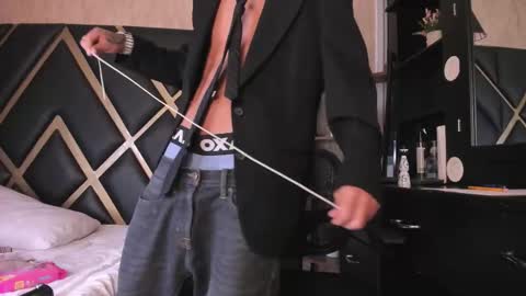 ThiagoFerreti online show from September 2025 04:01:02 AM