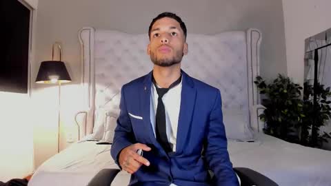 ThiagoFerreti online show from December 2025 03:23:01 AM