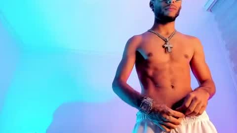 Snapshot of thiagoferreti_ chatting on June 2026 04:26:02 AM ThiagoFerreti online show from June 2026 04:26:02 AM