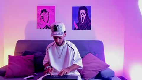 Snapshot of thiagoferreti_ chatting on June 2026 03:40:01 AM ThiagoFerreti online show from June 2026 03:40:01 AM