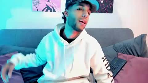 Snapshot of thiagoferreti_ chatting on July 2026 08:40:02 AM ThiagoFerreti online show from July 2026 08:40:02 AM