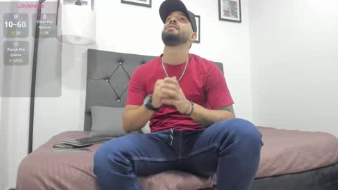 Thia Gomez online show from February 2026 07:06:02 PM