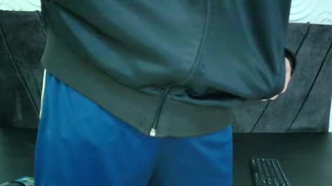 Thiago   online show from December 2024 03:17:01 PM