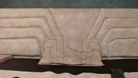 Thiago   online show from June 2026 12:22:02 PM