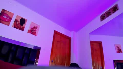 thiagosexy005 online show from June 2026 01:48:01 AM