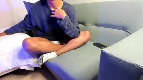 thiagovega_ online show from July 2026 04:06:02 AM