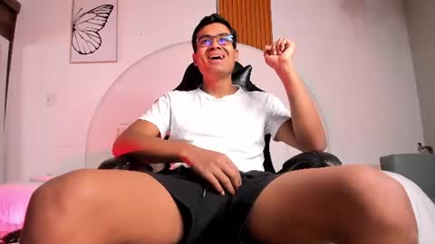 thiagovega_ online show from July 2026 04:38:01 AM