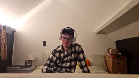 Snapshot of thibaut97 chatting on January 2025 09:18:02 PM thibaut97 online show from January 2025 09:18:02 PM