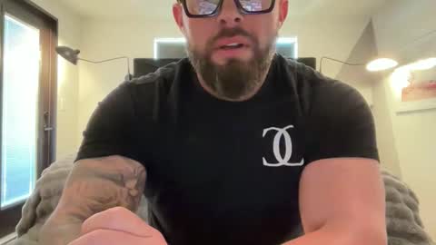 thiccbull12 online show from May 2026 06:36:01 PM
