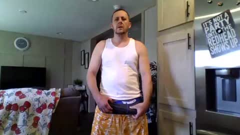 Snapshot of thick_dick11 chatting on April 2026 05:46:01 PM Val online show from April 2026 05:46:01 PM