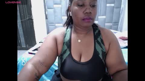 XIOMARA  online show from December 2025 04:40:01 AM