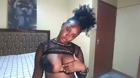 zara online show from October 2025 04:46:02 AM