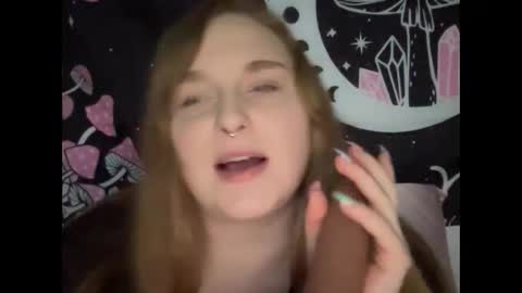 Snapshot of thickgingergoddess chatting on January 2025 10:41:01 PM Ariel online show from January 2025 10:41:01 PM