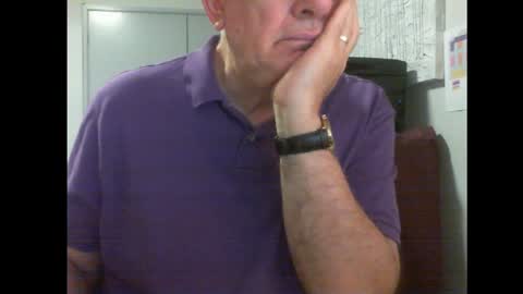 Snapshot of thickmelnik chatting on January 2025 01:43:01 PM James online show from January 2025 01:43:01 PM