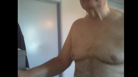 Snapshot of thickmelnik chatting on March 2025 12:44:01 AM James online show from March 2025 12:44:01 AM