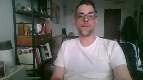 Snapshot of thickty chatting on April 2026 08:43:02 PM thickty online show from April 2026 08:43:02 PM