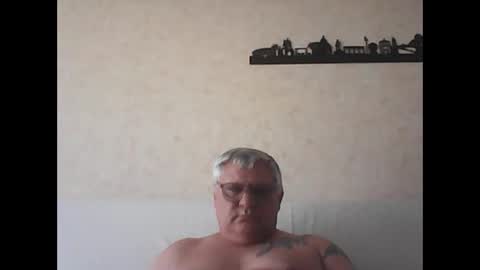 Snapshot of thierrysymp chatting on September 2025 03:56:02 PM Thierrysymp online show from September 2025 03:56:02 PM