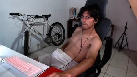 thieves_us online show from September 2025 04:33:02 AM