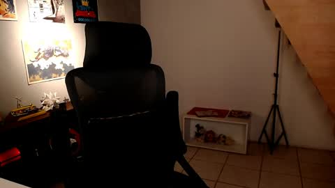 Snapshot of thieves_us chatting on April 2026 03:40:02 AM thieves_us online show from April 2026 03:40:02 AM