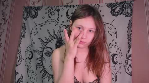 thighswithspikes online show from November 2025 07:21:02 AM