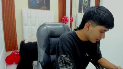 Snapshot of thiiago_collins chatting on February 2026 09:58:01 PM THIAGO COLLINS online show from February 2026 09:58:01 PM