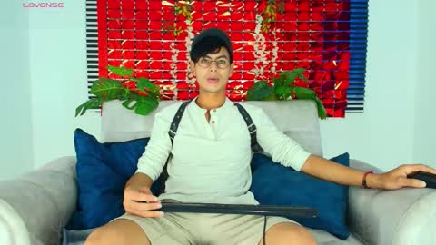 Snapshot of thiiagosaeenz chatting on February 2026 03:46:02 AM Thiago Saenzz online show from February 2026 03:46:02 AM