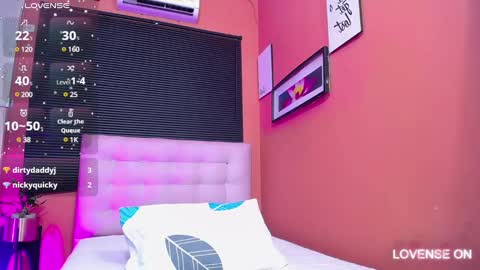 Eva  online show from February 2025 08:30:02 PM