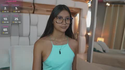 Snapshot of thin_eva chatting on April 2026 12:25:01 PM Eva online show from April 2026 12:25:01 PM
